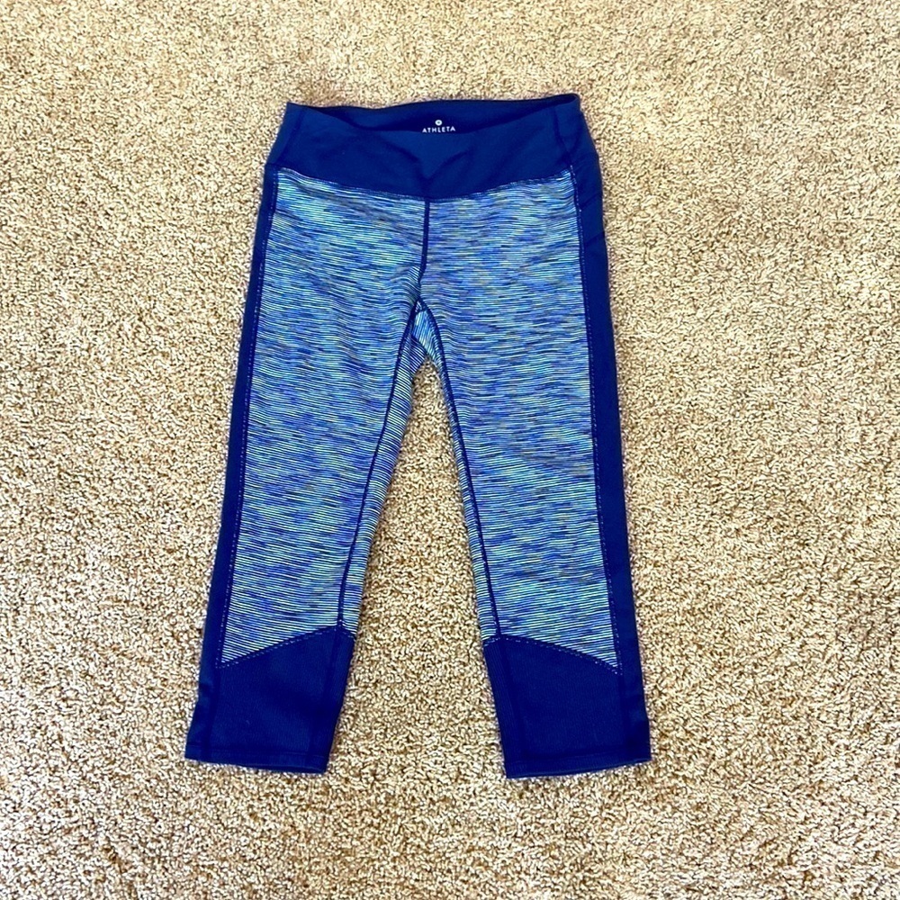 Athleta Capri Yoga Leggings, Small